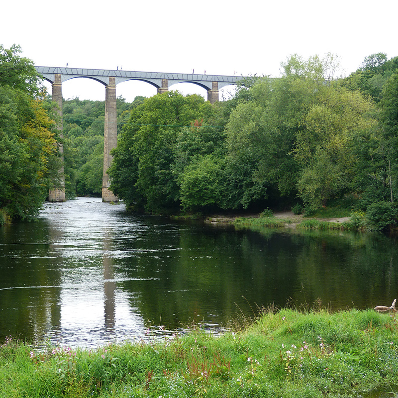 ポントカサステ水路橋と運河の画像12
