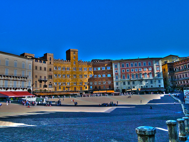 ナポリ歴史地区の画像10