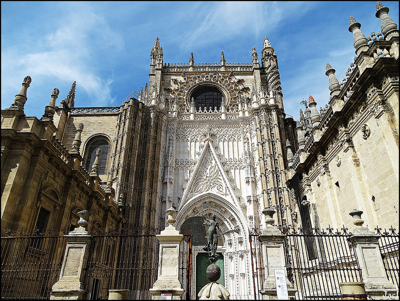 セビリアの大聖堂、アルカサル、インディアス古文書館の画像21