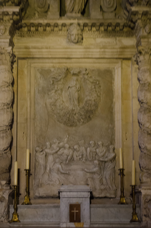 アルルのローマ遺跡とロマネスク建築の画像15