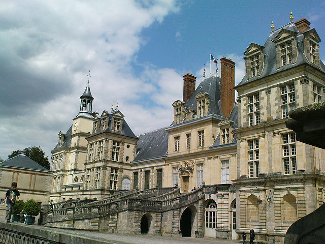 フォンテーヌブローの宮殿と庭園の画像1