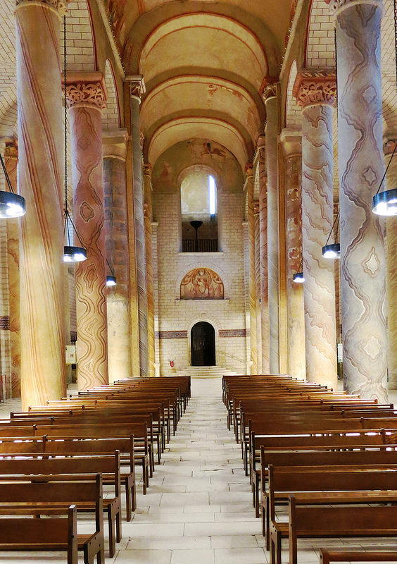 サン・サヴァン・シュール・ガルタンプの修道院教会　の画像1