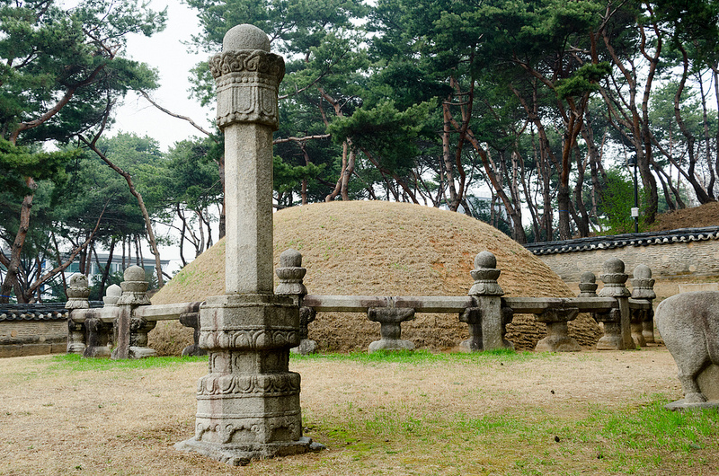 朝鮮王朝の王墓群の画像14
