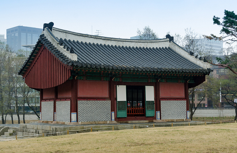 朝鮮王朝の王墓群の画像25