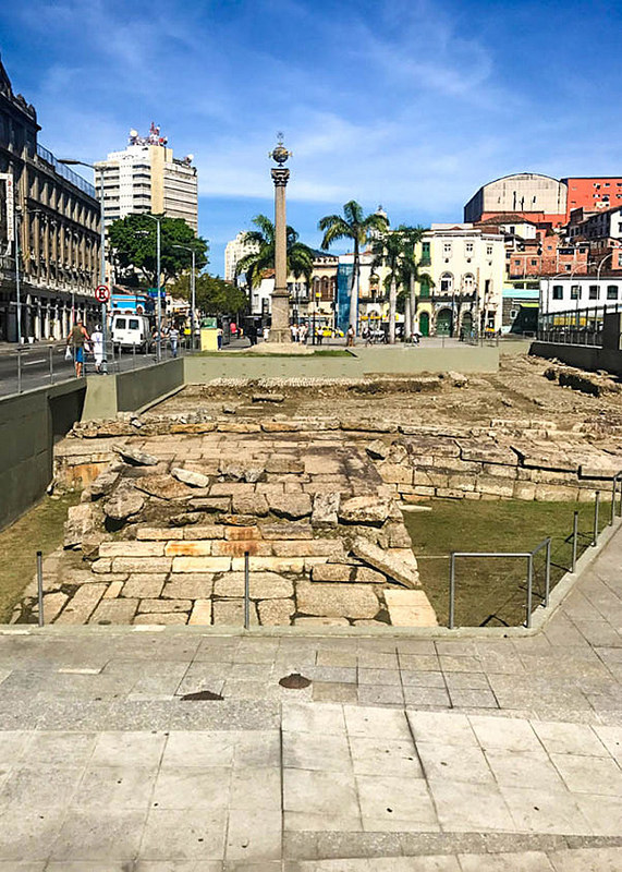 ヴァロンゴ埠頭の考古遺跡の画像2
