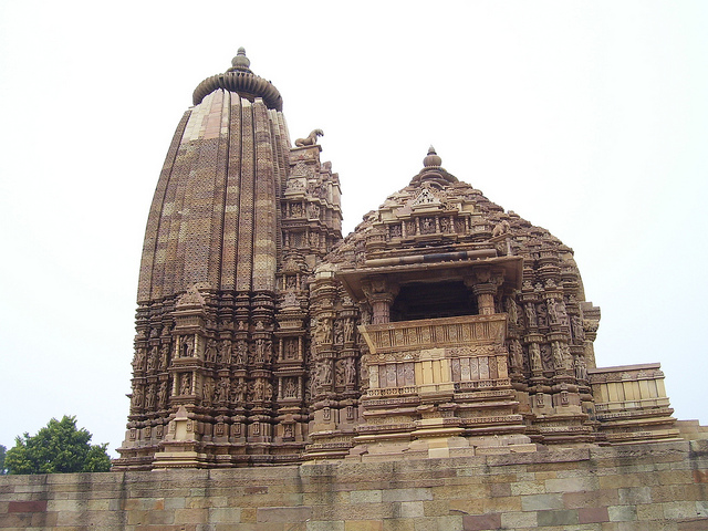 アーディナータ寺院の画像1