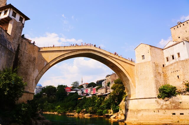 モスタル旧市街の石橋地区の画像2