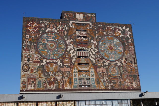メキシコ国立自治大学(UNAM）の中央大学都市キャンパスの画像1