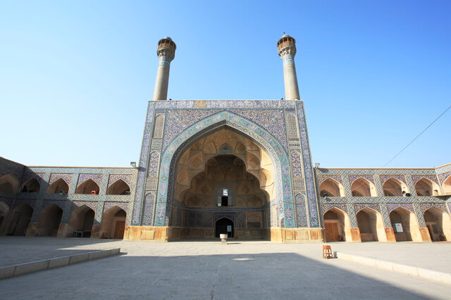 イスファハンのジャーメ・モスクの画像1