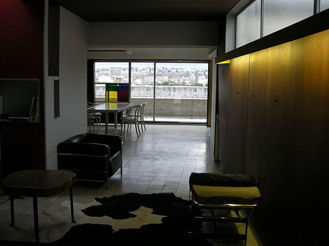 ナンジェセール・エ・コリ通りのアパート（ポルト・モリトーの集合住宅）の画像2