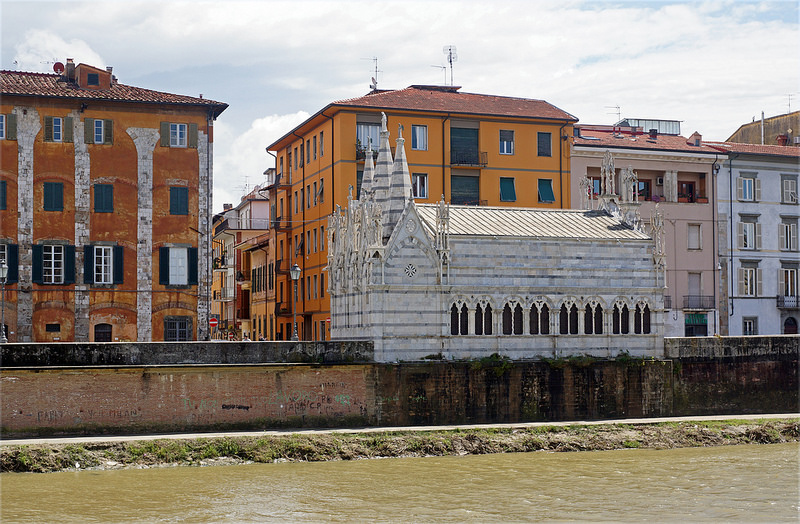 ピサのドゥオモ広場の画像9