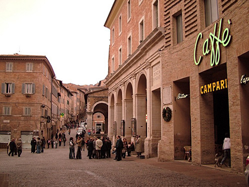 ウルビーノ歴史地区の画像3