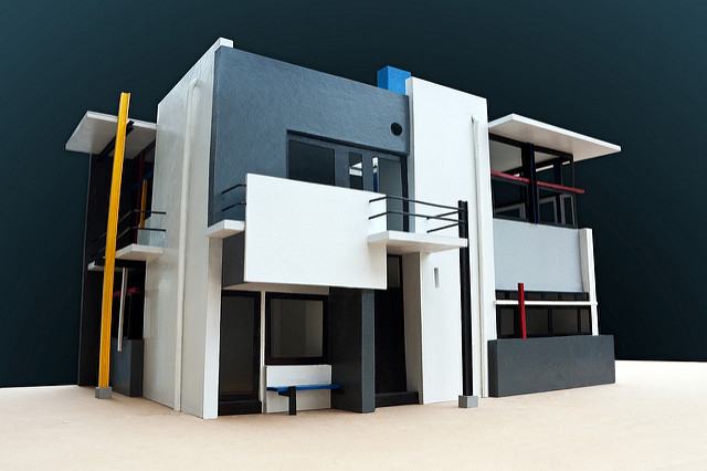 リートフェルト設計のシュレーテル邸の画像1