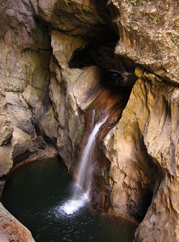 シュコツィアン洞窟群の画像6