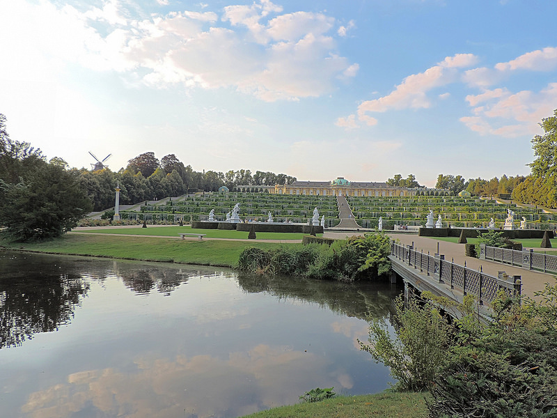 ポツダムとベルリンの宮殿群と公園群の画像7