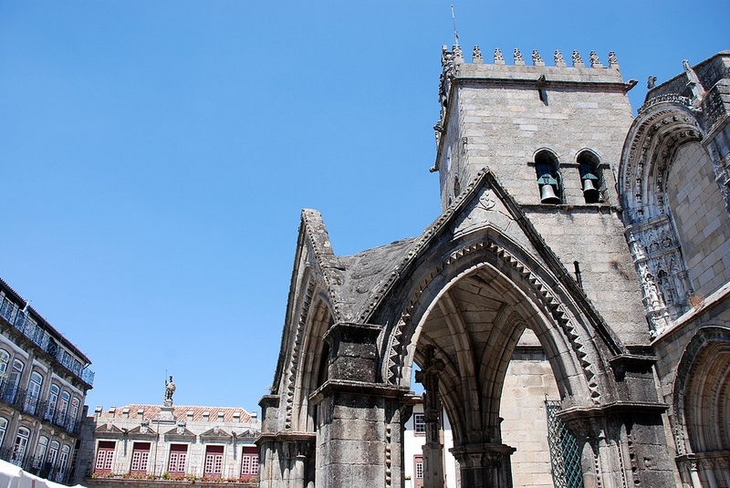 ギマランイス歴史地区とクーロス地区の画像2