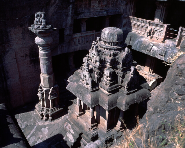 エローラ石窟群の画像2