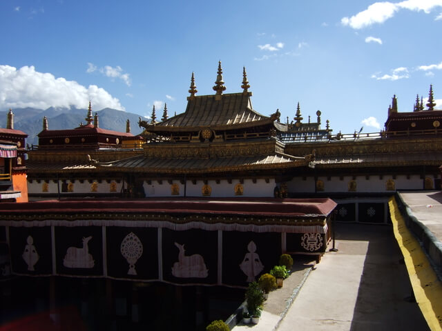 トゥルナン寺の画像1