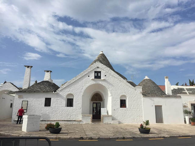 アルベロベッロのトゥルッリの画像28